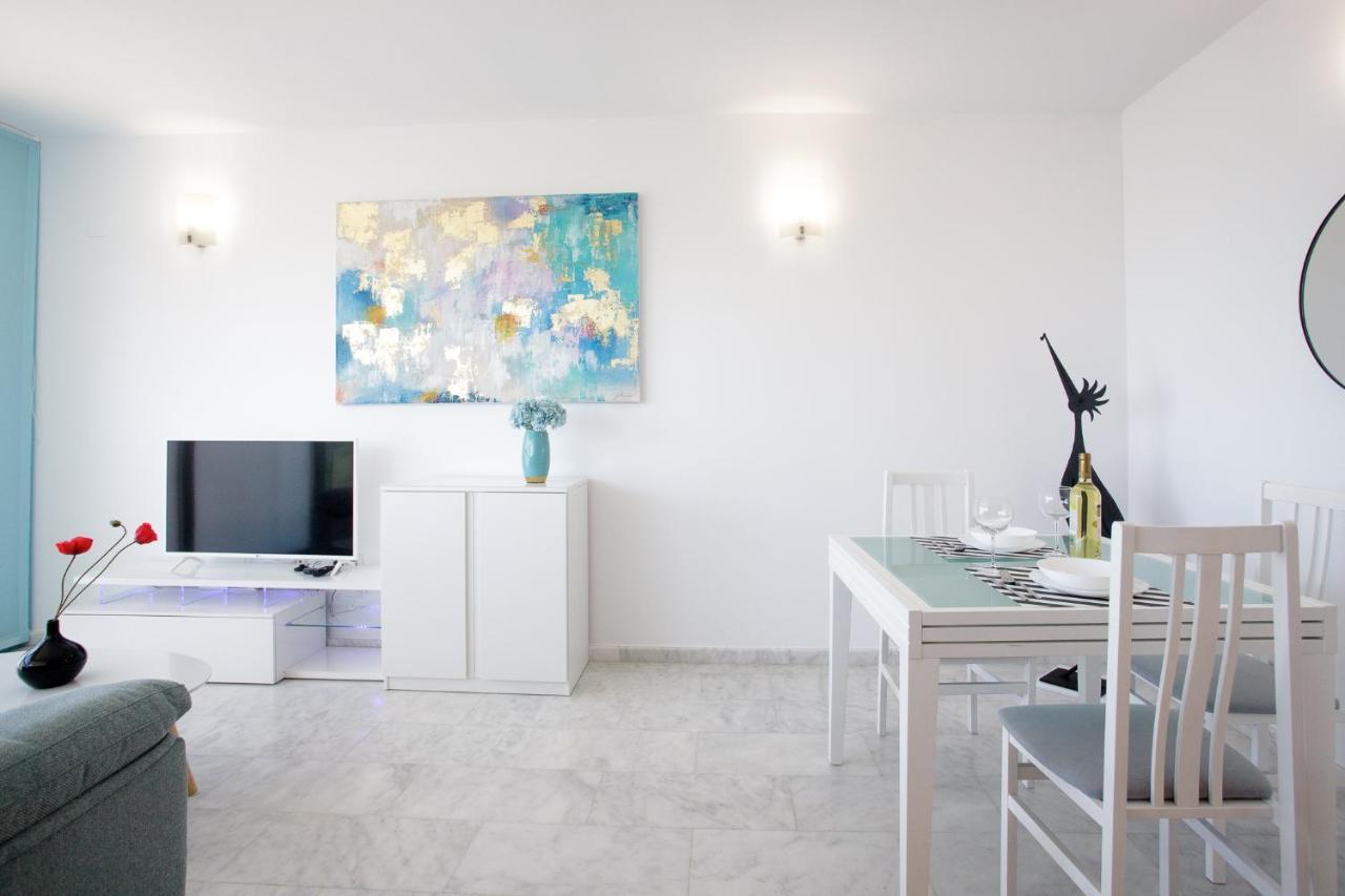 Skyline 11 Sunny Balcony With Stunning Sea Views Apartment เบนิดอร์ม ภายนอก รูปภาพ
