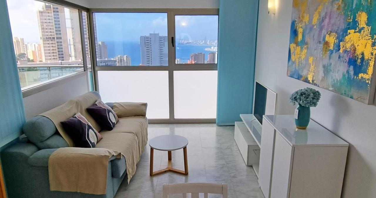 Skyline 11 Sunny Balcony With Stunning Sea Views Apartment เบนิดอร์ม ภายนอก รูปภาพ